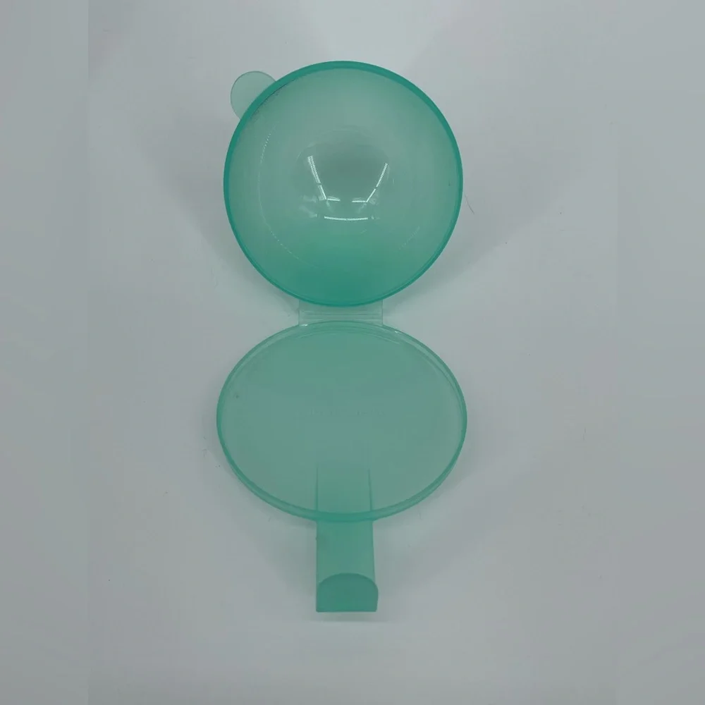 TUPPERWARE 
